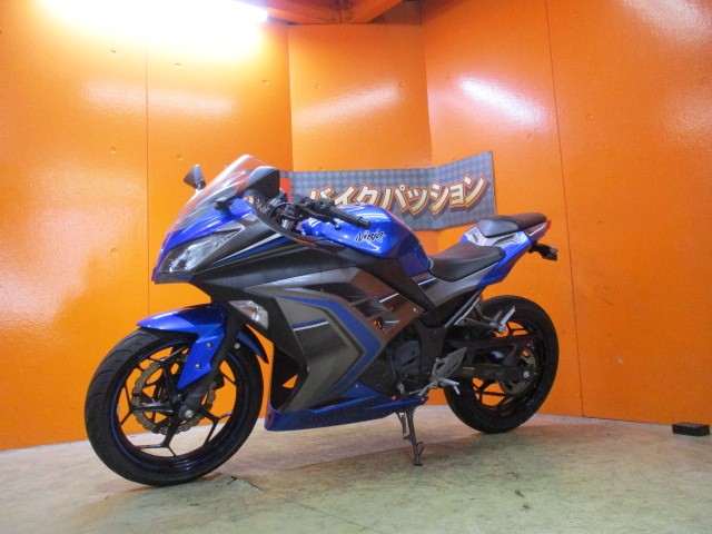 最長２４か月保証付き！スリーパークラッチにＡＢＳですからビギナーさんも本当に安心の一台！早い者勝ち！